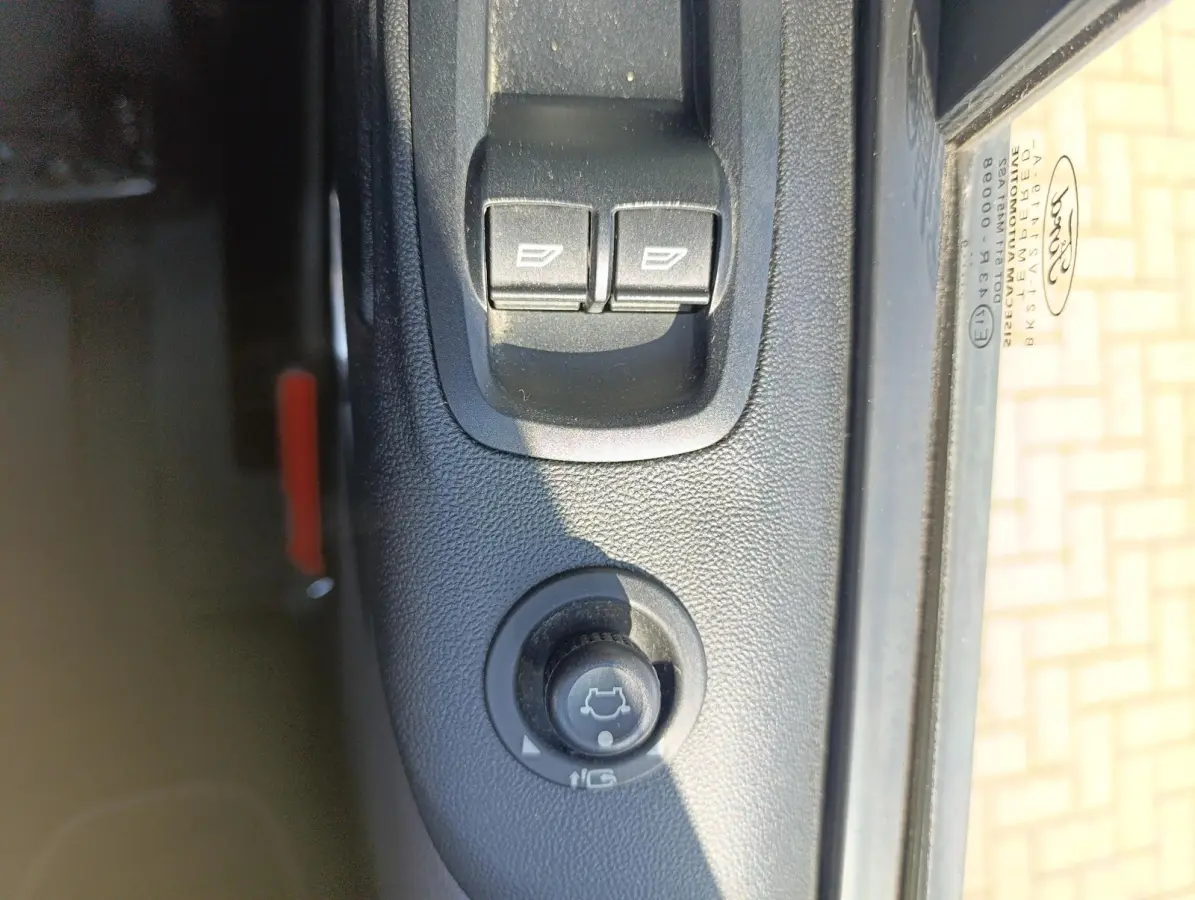 300 2.0 TDCI L2H1 Trend