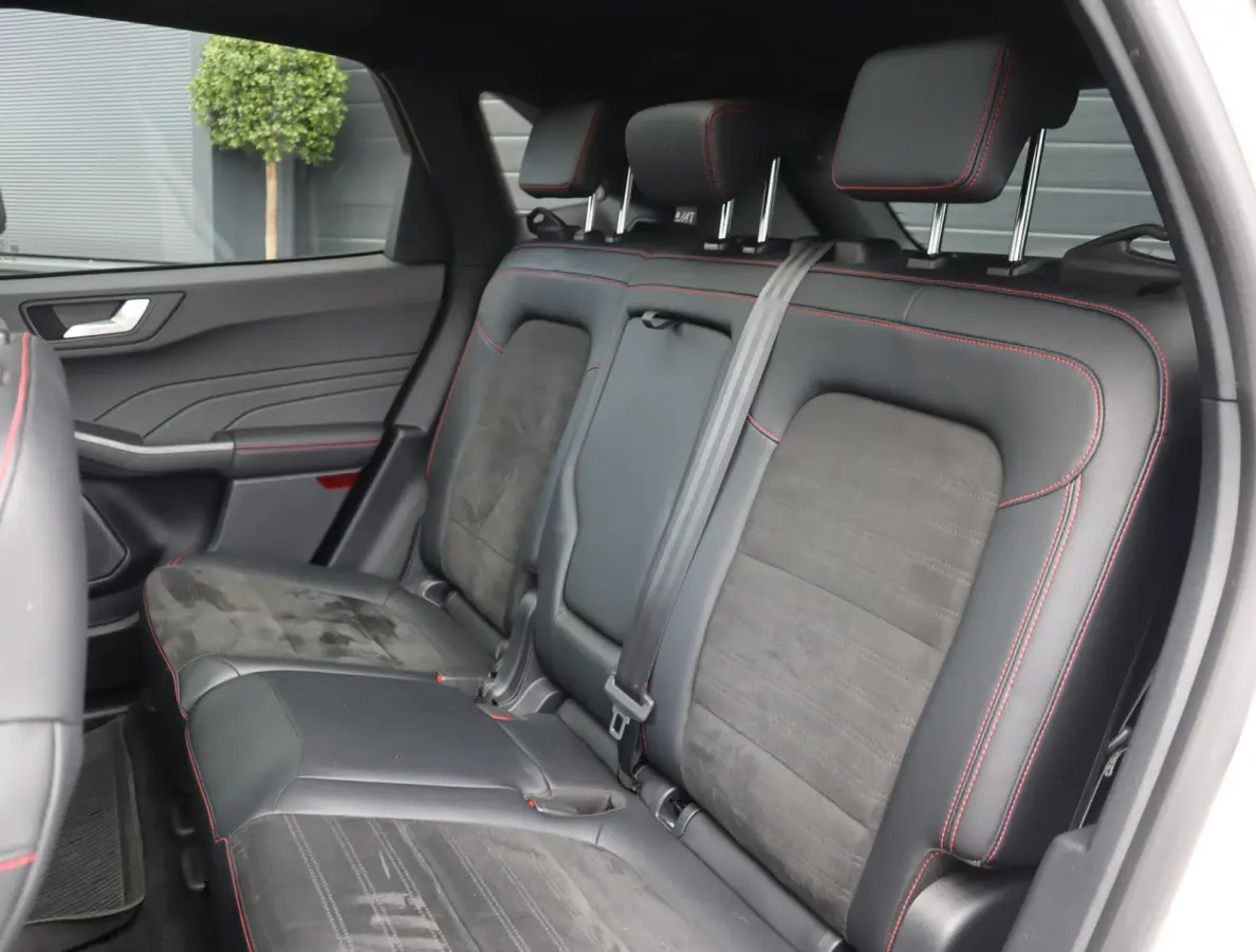 2.5 PHEV ST-Line X | Pano | Trekhaak | Black Pack | Winter Pack | Tech Pack | Driver Ass. Pack| Full Options