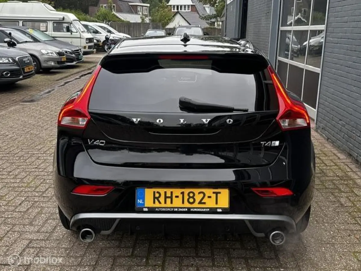 2.0 T4 R-Design / Panoramadak / Vol leder