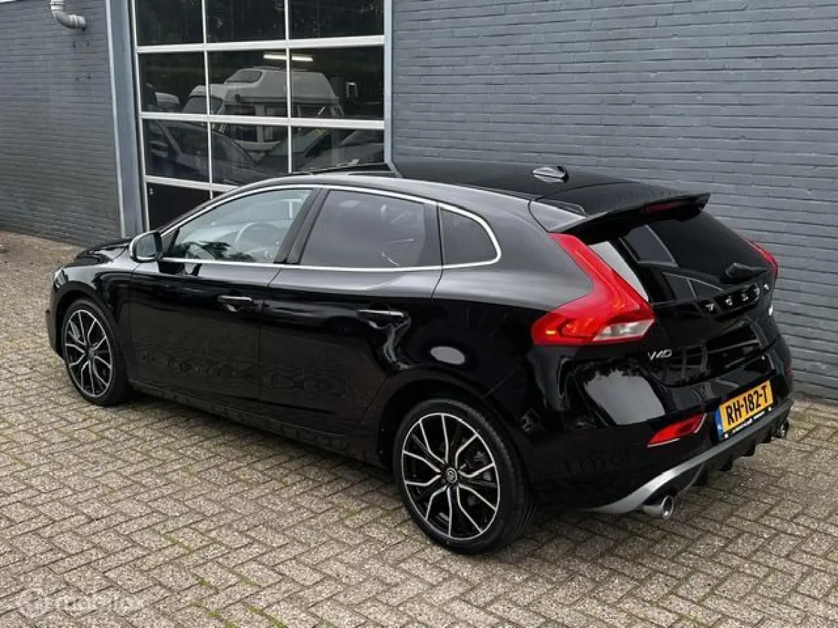 2.0 T4 R-Design / Panoramadak / Vol leder