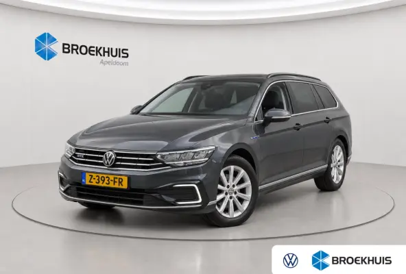 1.4 TSI PHEV GTE Business | Navigatie | Carplay | Camera | Elek. Stoel | Massage | Stoelverwarming | Adaptieve Cruise | | Achterbank in delen neerklapbaar | Achteruitrijcamera | Achteruitrij