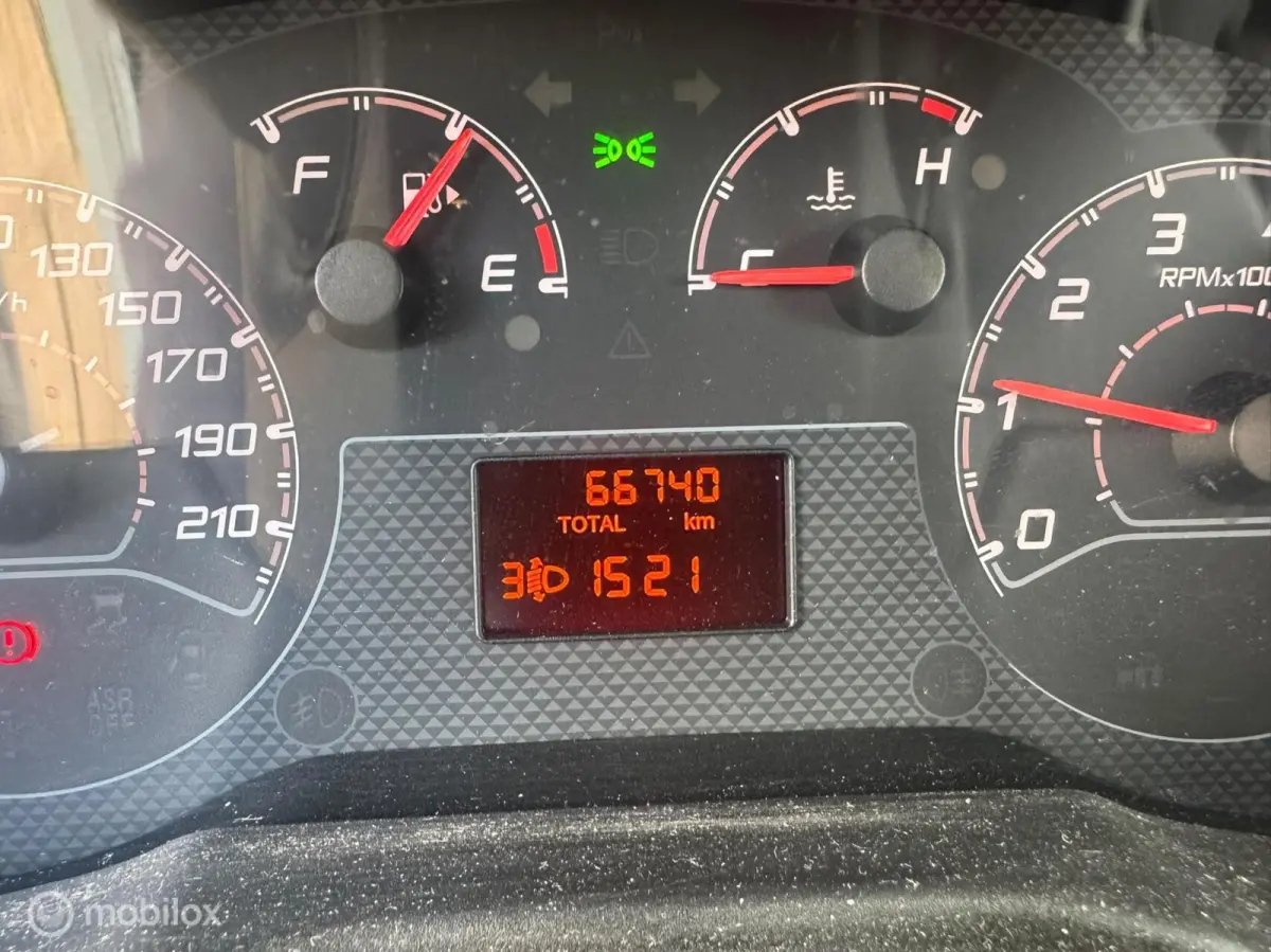 1.4 Basis SLECHTS 66.000 KM BTW/BPM VRIJ