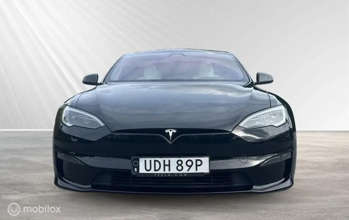 Plaid AWD 90 kWh FSD, Yoke, HW4