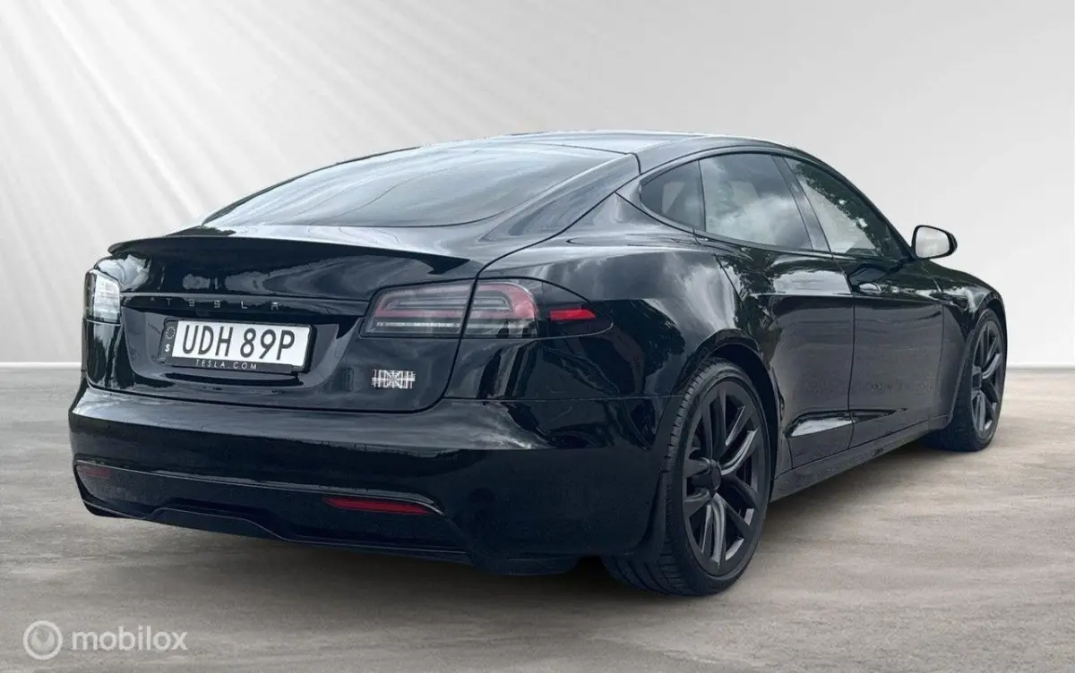 Plaid AWD 90 kWh FSD, Yoke, HW4