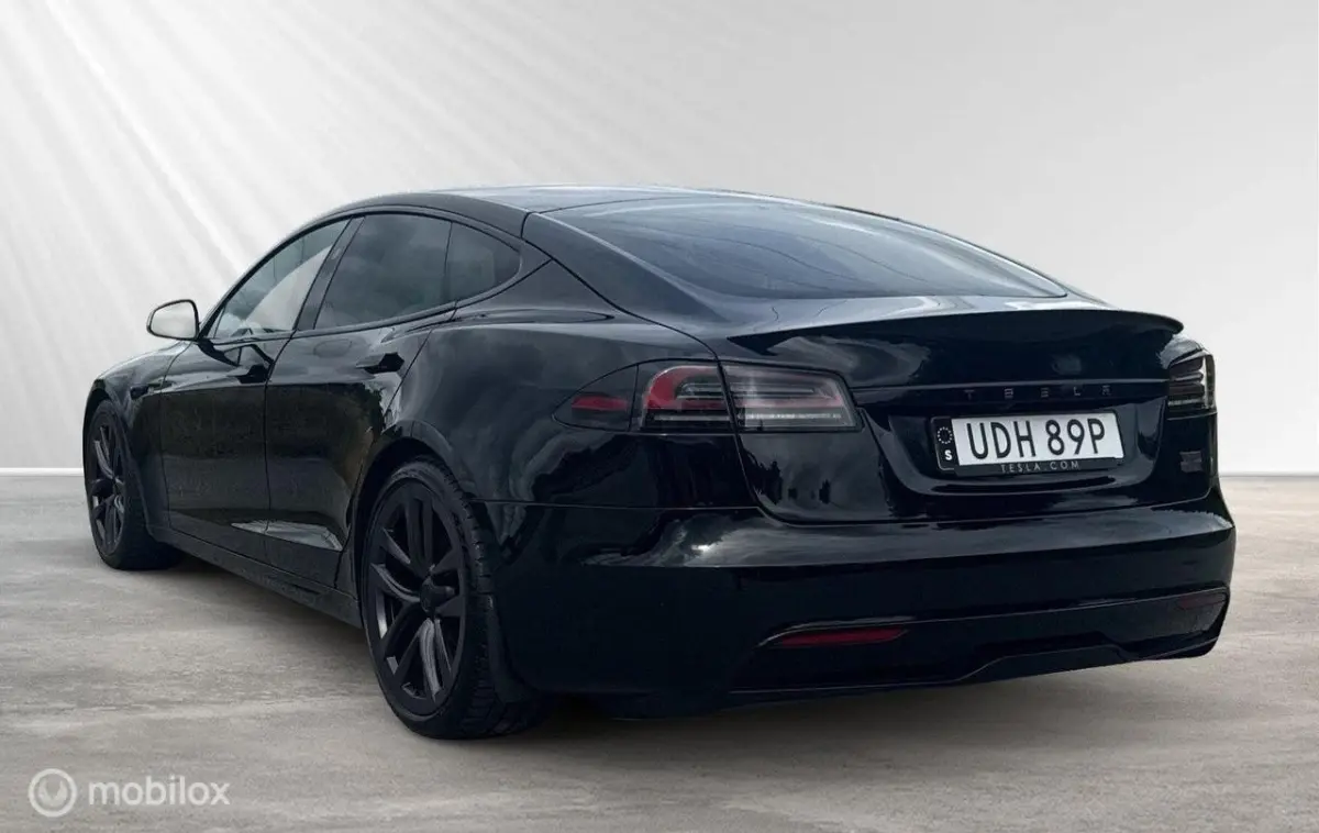 Plaid AWD 90 kWh FSD, Yoke, HW4