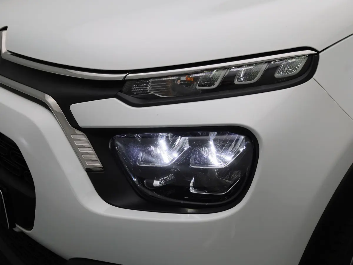 1.2 PureTech Feel | WORDT VERWACHT | APPLE CARPLAY | ANDROID AUTO | DAB RADIO | BLUETOOTH | CLIMATE CONTROL | CRUISE CONTROL | NAVIGATIE | LED DAGRIJVERLICHTING | GETINTE RUITEN | AIRCO |