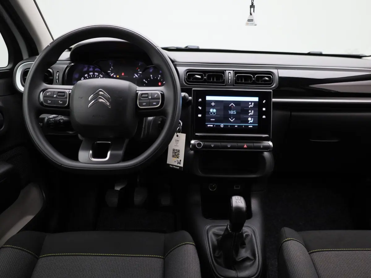 1.2 PureTech Feel | WORDT VERWACHT | APPLE CARPLAY | ANDROID AUTO | DAB RADIO | BLUETOOTH | CLIMATE CONTROL | CRUISE CONTROL | NAVIGATIE | LED DAGRIJVERLICHTING | GETINTE RUITEN | AIRCO |