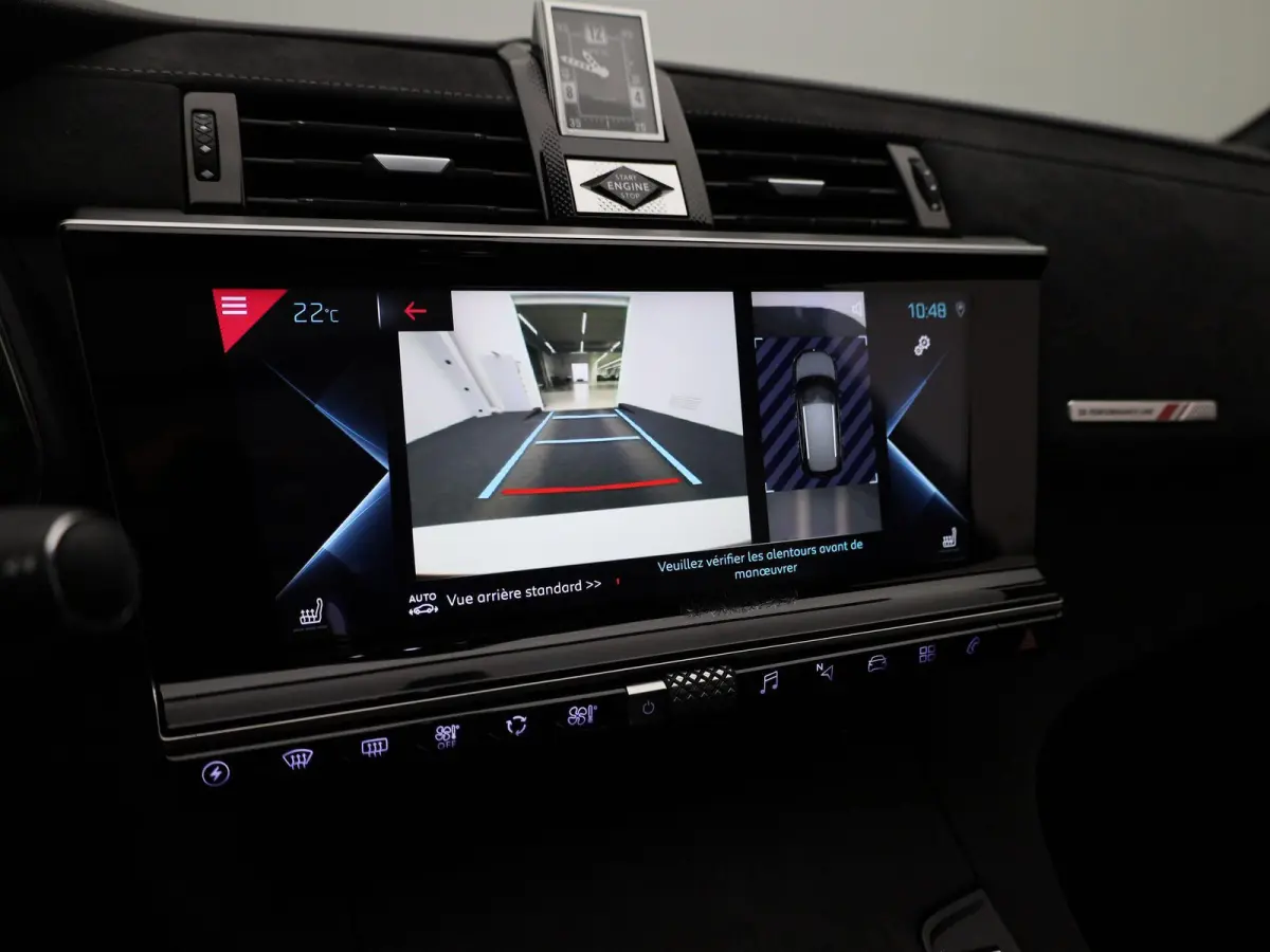 E-Tense Performance Line | PANORAMADAK | ACHTERUITRIJCAMERA | APPLE CARPLAY | ANDROID AUTO | STOELVERWARMING | HALF-LEDER | FOCAL ELECTRA GELUIDSSYSTEEM | LED VERLICHTING | NAVIGATIE | PARKE