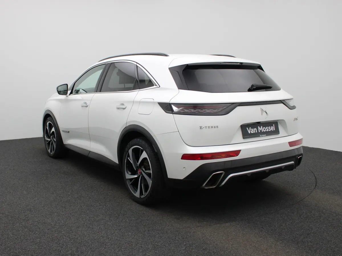 E-Tense Performance Line | WORDT VERWACHT |