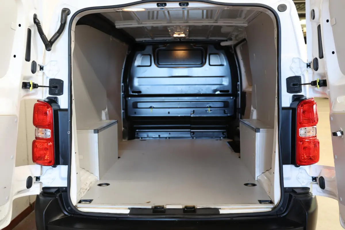 2.0 BlueHDI 120 L3H1 LANG 2500KG TREKVERMOGEN