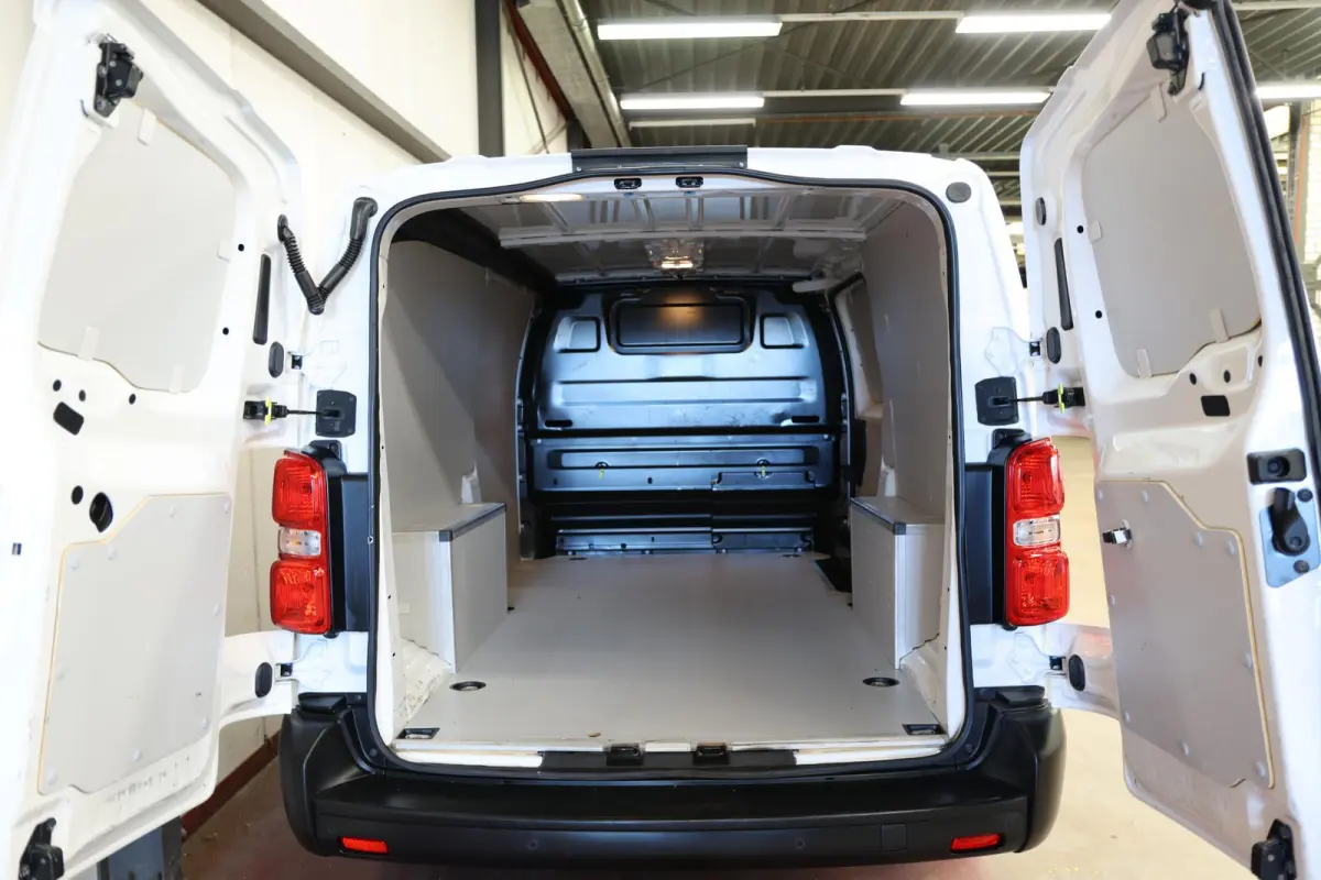 2.0 BlueHDI 120 L3H1 LANG 2500KG TREKVERMOGEN