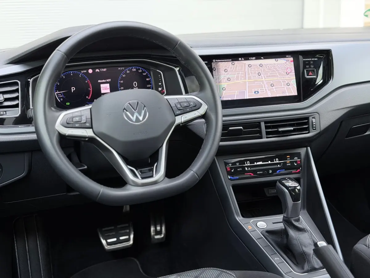 1.5 TSI R-Line Pano/Keylesa/Camera