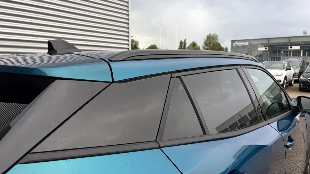 Allure | Active Safety Brake met camera en radar (automatisch noodremsysteem) met Distance Alert (waarschuwing dreigende aanrijding) | Advanced Active Safety Brake met camera en radar | Clim