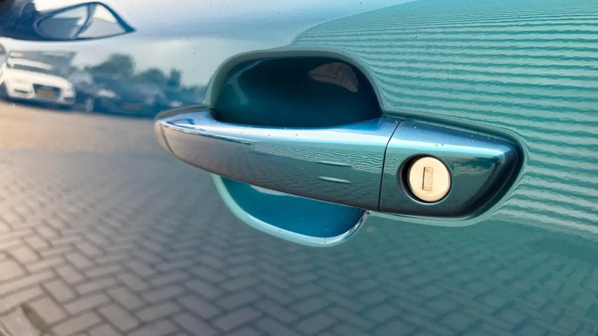 Allure | Active Safety Brake met camera en radar (automatisch noodremsysteem) met Distance Alert (waarschuwing dreigende aanrijding) | Advanced Active Safety Brake met camera en radar | Clim