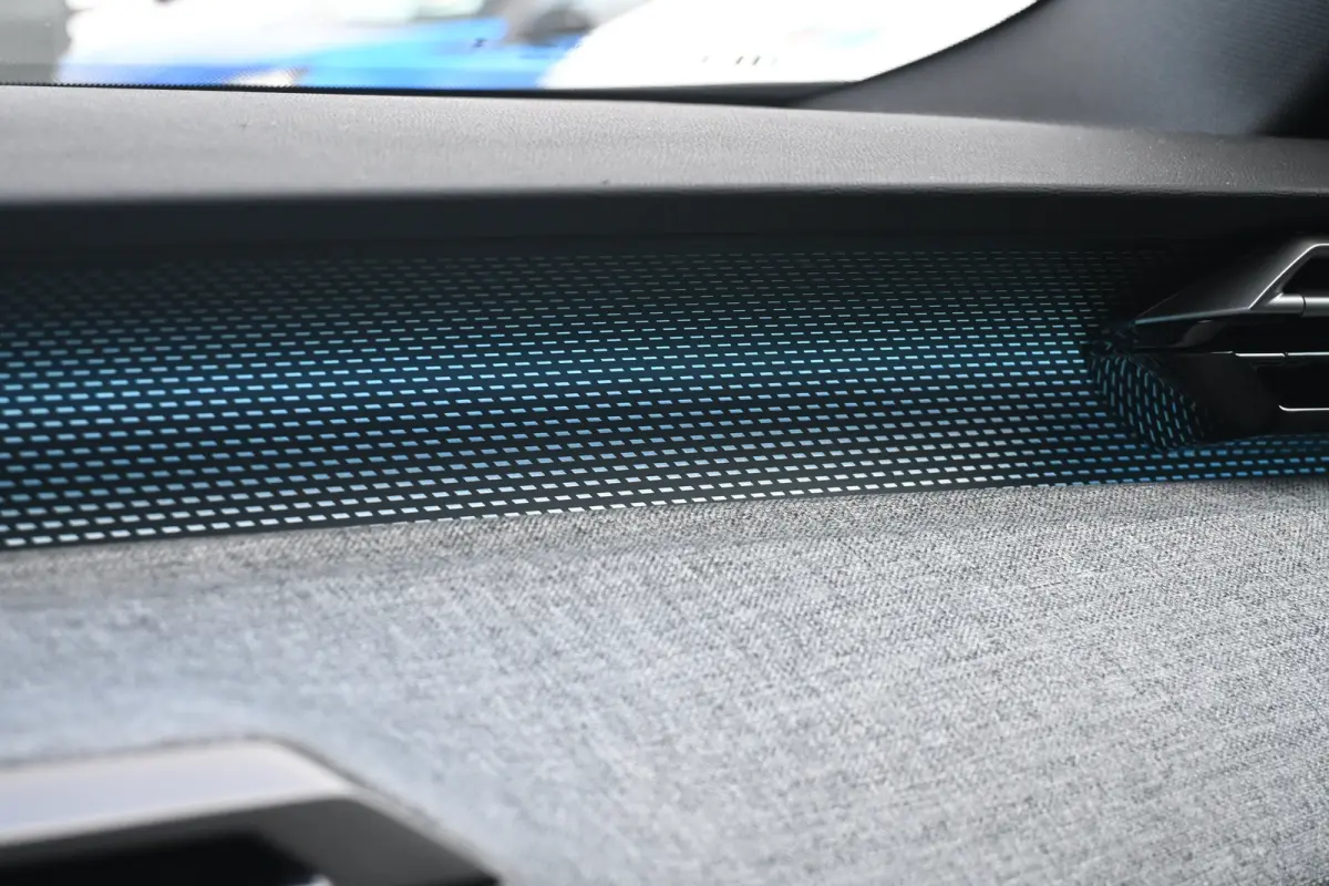 GT | Adaptieve cruise control met Stop&Go functie | LED 3D-achterlichten | Pack Safety Plus