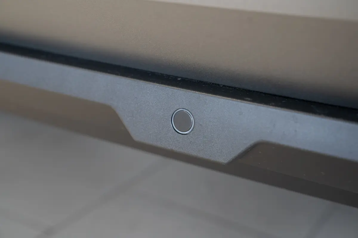 Summit | Privacy Glass