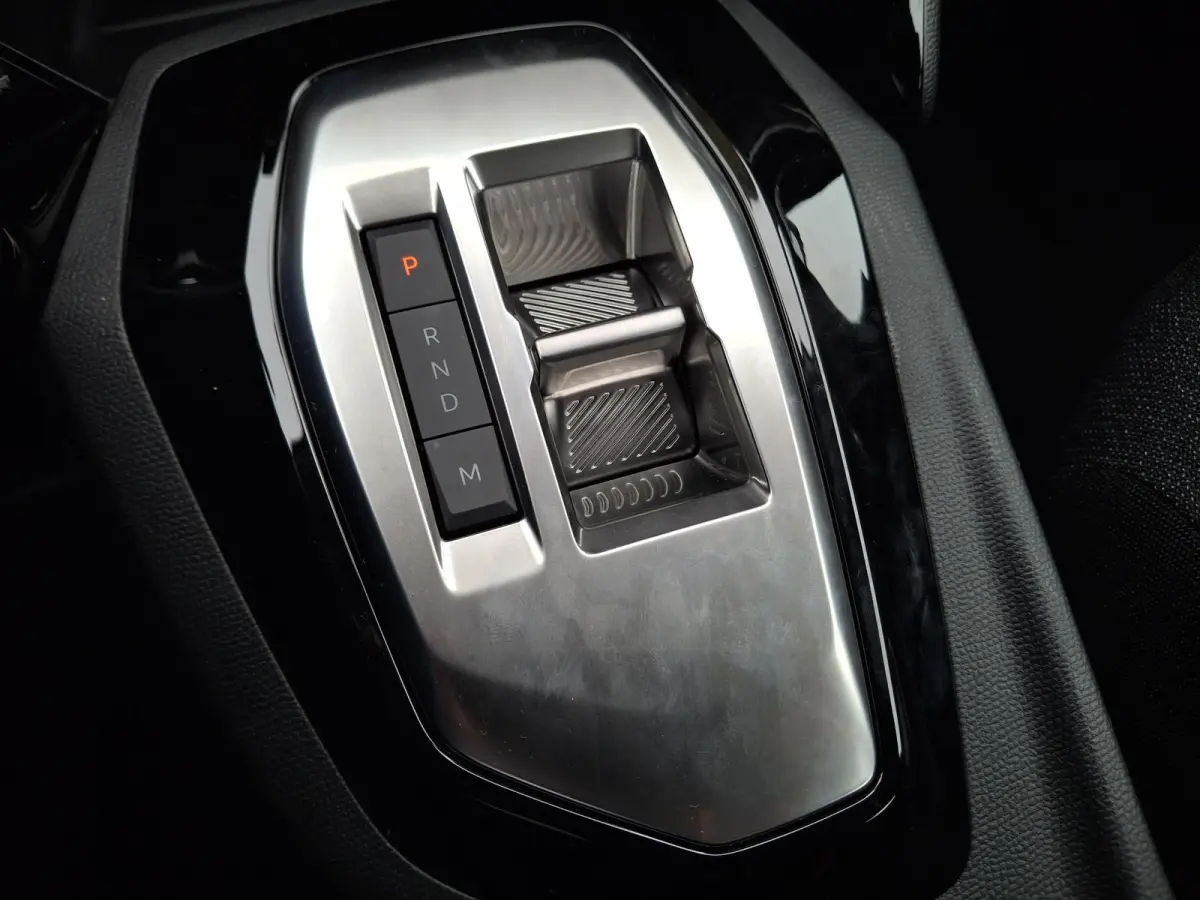 1.2 Hybrid 110 e-DCS6 Style | Automaat | Parkeerhulp | Cruise Control | Apple CarPlay/Android Auto
