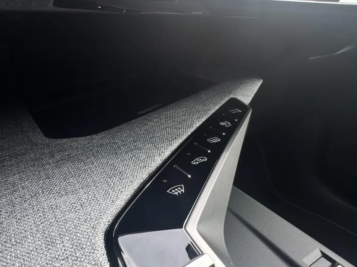 1.2 Hybrid 145 GT 7p | 360 Camera | Adaptieve Cruise Control | Stoelverwarming | Apple Carplay/Android Auto