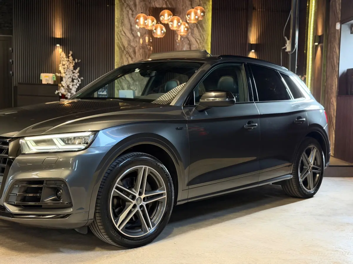 3.0 TFSI SQ5 quattro|RS|B&O|SFEER|FULL OPTIONS!