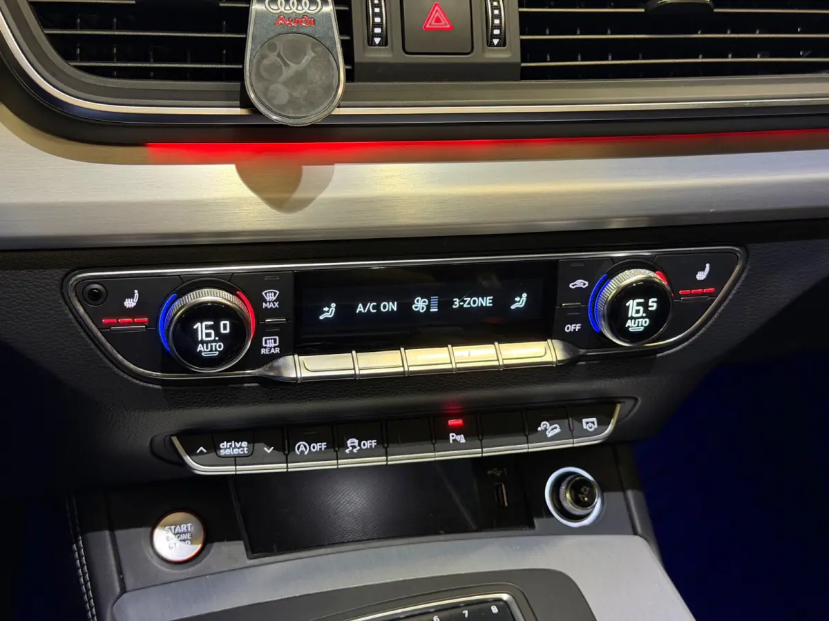 3.0 TFSI SQ5 quattro|RS|B&O|SFEER|FULL OPTIONS!