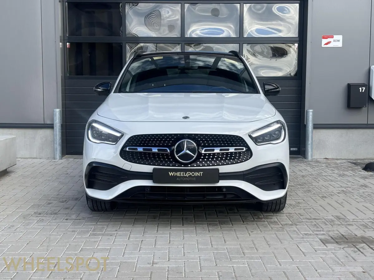 250 e AMG|Pano|Sfeer|CarPlay|Stoelverwar