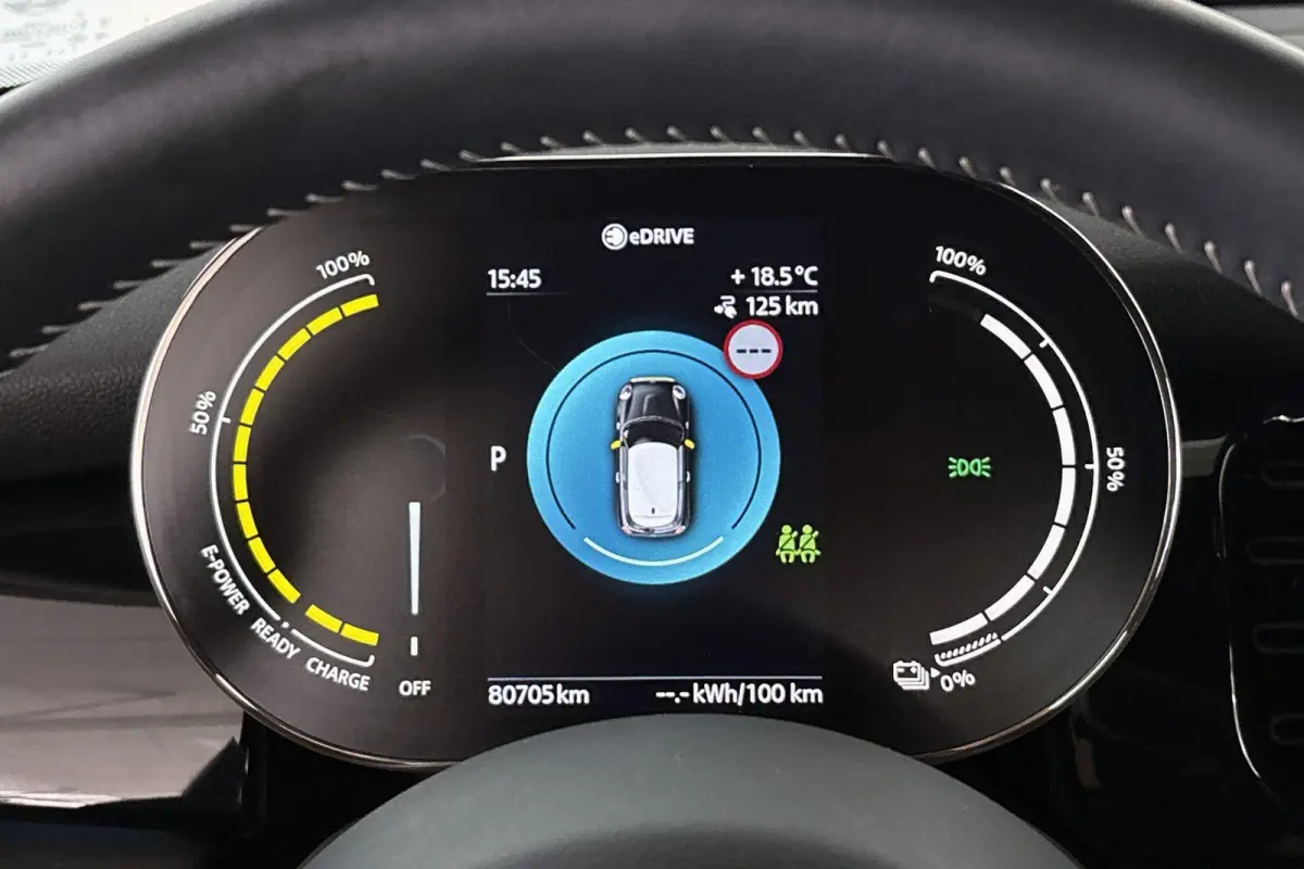 Camden Go Edition 33 kWh SOH 97% Apple CarPlay Achteruitrijcamera Sportstoelen Stoelverwarming