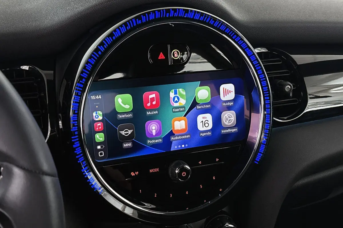 Camden Go Edition 33 kWh SOH 97% Apple CarPlay Achteruitrijcamera Sportstoelen Stoelverwarming