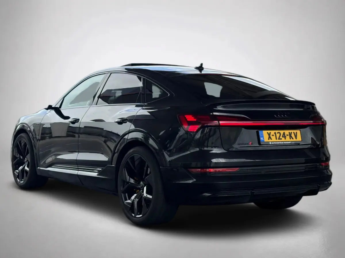 55 quattro edition 95 kWh S-Line 91%SoH(Dealer ondH, Panorama, Camera, Head-up, B&O, Carplay, Etc)
