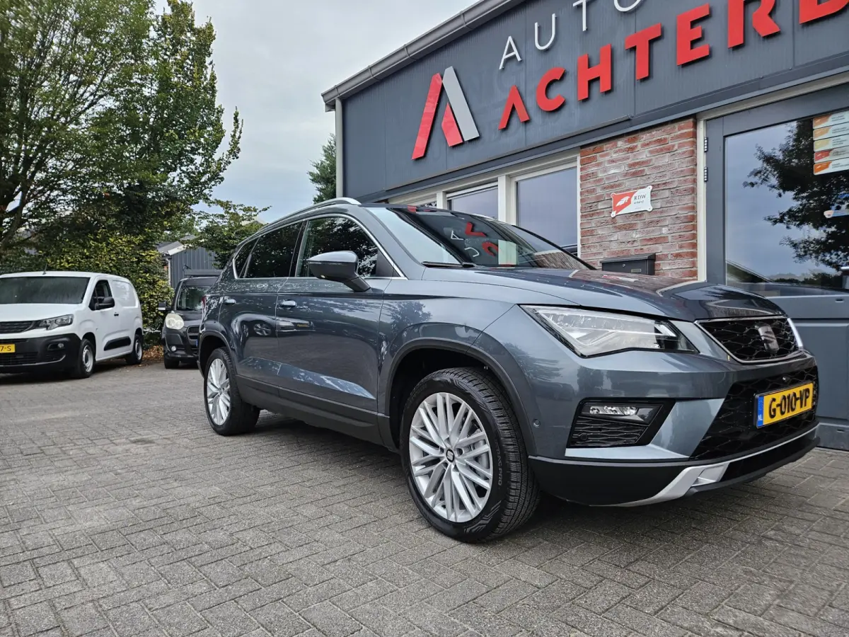 1.5 TSI FR Business Intense Trekhaak! 150PK! LED! Schuif/Panoramadak! Carplay!