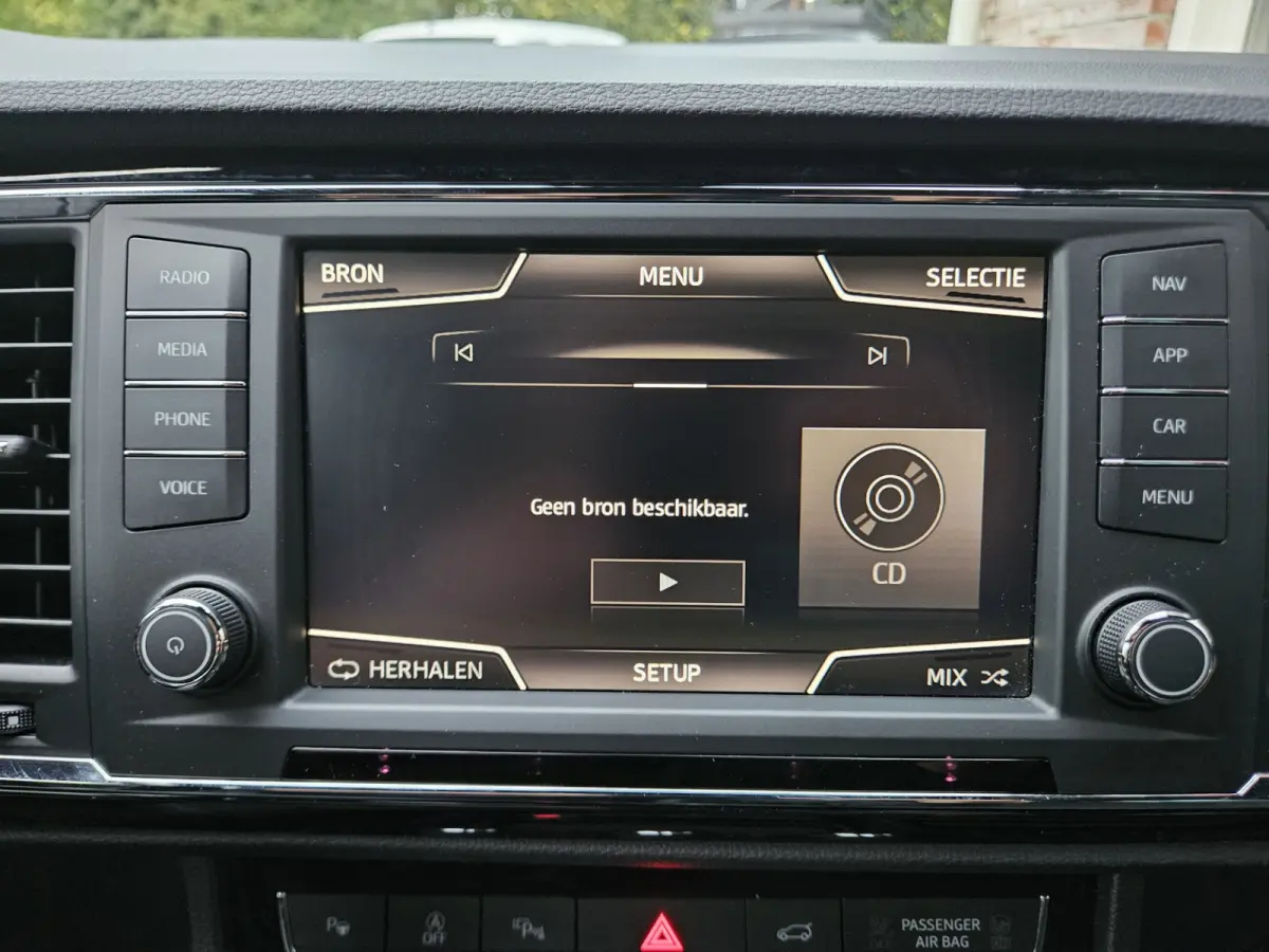 1.5 TSI FR Business Intense Trekhaak! 150PK! LED! Schuif/Panoramadak! Carplay!
