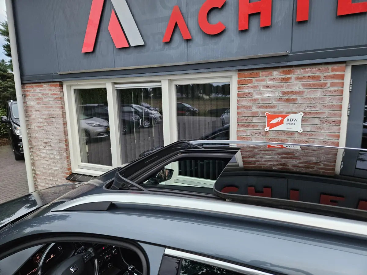 1.5 TSI FR Business Intense Trekhaak! 150PK! LED! Schuif/Panoramadak! Carplay!