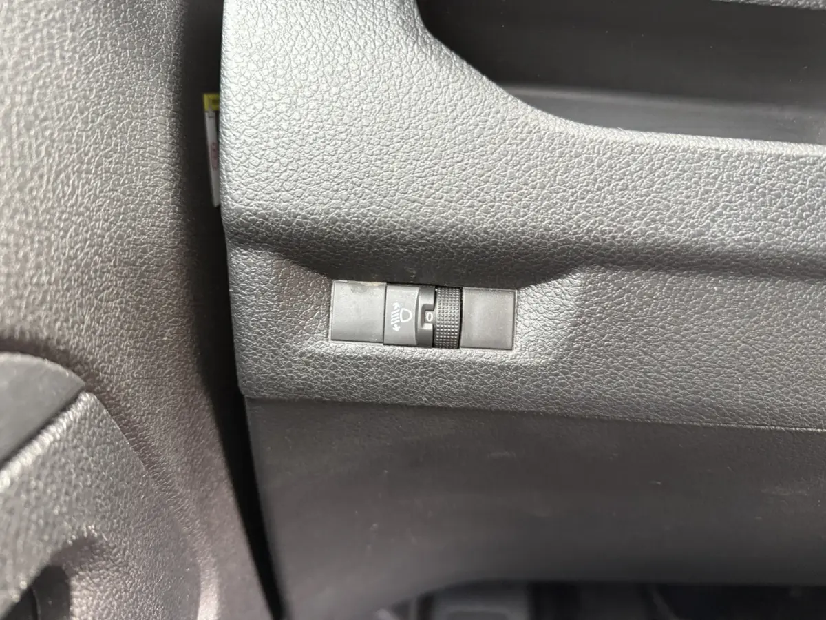 Worker 75kWh 136PK L3 348km WLTP EV Snelladen Climate control Cruise control Laadkabel