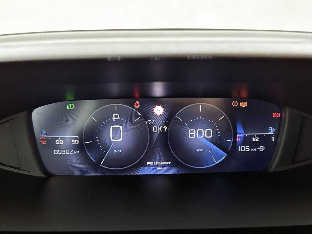 Active Pack Business | 1e-Eig.| Navi |  ECC | comfortstoel(en)  | Apple Carplay/Android Auto | Virtual Cockpit | Cruise Control | DAB |