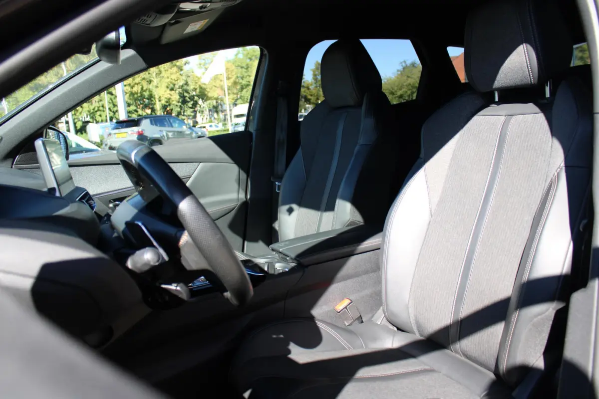 1.6 180PK AUTOMAAT GT LINE | NAVIGATIE | CAMERA | APPLE CARPLAY/ANDROID AUTO | CLIMATE CONTROL | CRUISE CONTROL | FULL LED KOPLAMPEN | MISTLAMPEN VOOR | AFNEEMBARE TREKHAAK | 19" LICHTMETALE