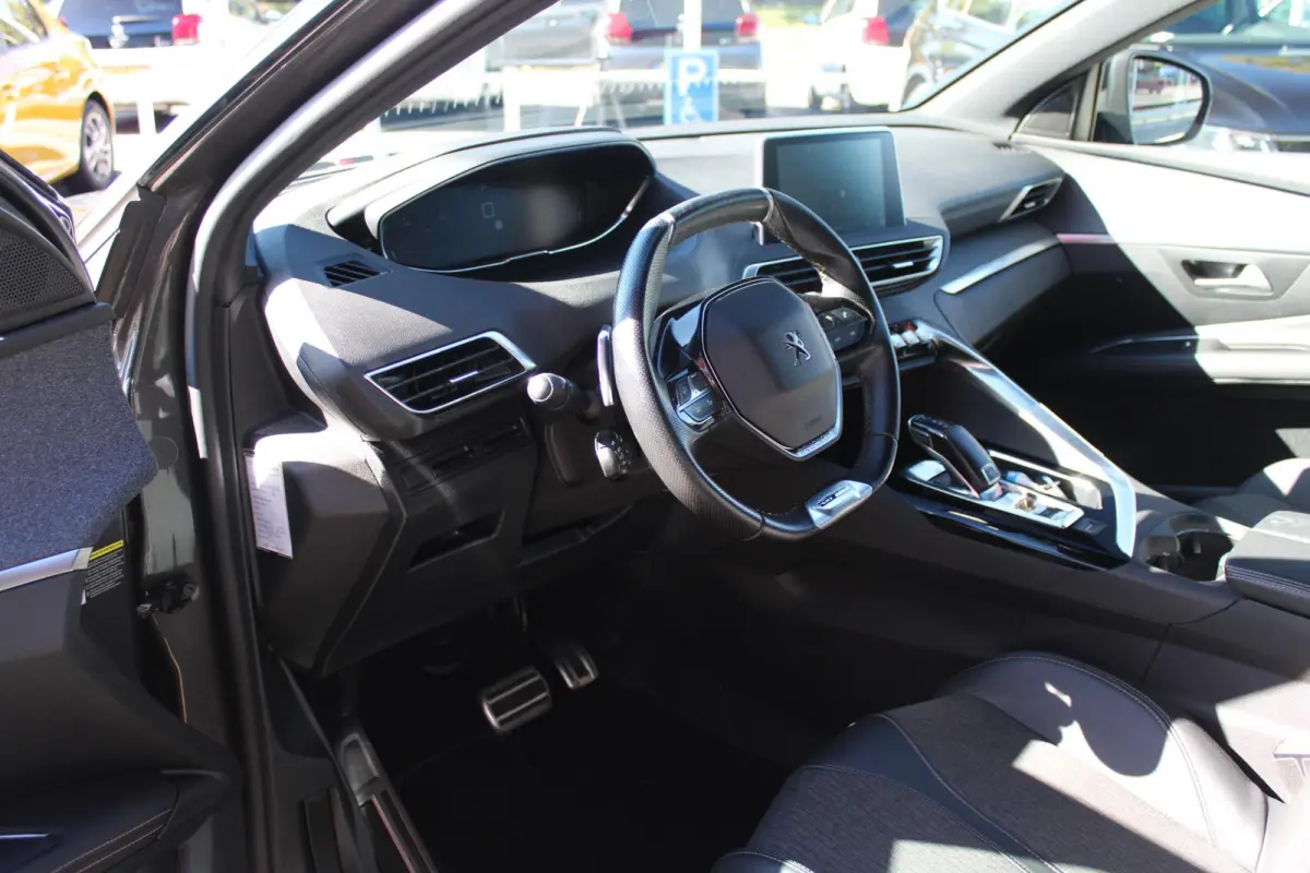 1.6 180PK AUTOMAAT GT LINE | NAVIGATIE | CAMERA | APPLE CARPLAY/ANDROID AUTO | CLIMATE CONTROL | CRUISE CONTROL | FULL LED KOPLAMPEN | MISTLAMPEN VOOR | AFNEEMBARE TREKHAAK | 19" LICHTMETALE