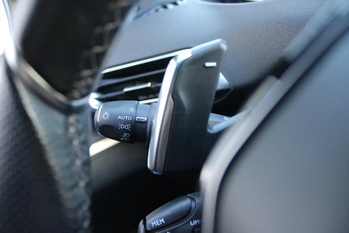 1.6 180PK AUTOMAAT GT LINE | NAVIGATIE | CAMERA | APPLE CARPLAY/ANDROID AUTO | CLIMATE CONTROL | CRUISE CONTROL | FULL LED KOPLAMPEN | MISTLAMPEN VOOR | AFNEEMBARE TREKHAAK | 19" LICHTMETALE