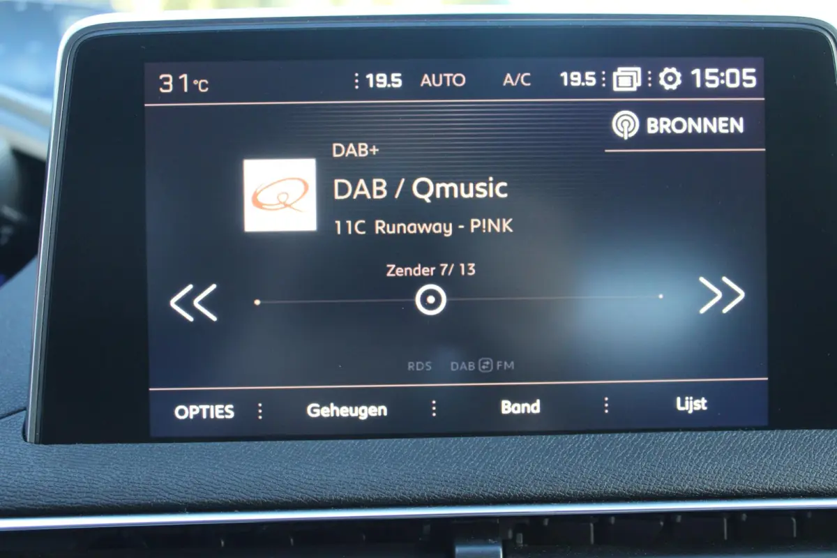 1.6 180PK AUTOMAAT GT LINE | NAVIGATIE | CAMERA | APPLE CARPLAY/ANDROID AUTO | CLIMATE CONTROL | CRUISE CONTROL | FULL LED KOPLAMPEN | MISTLAMPEN VOOR | AFNEEMBARE TREKHAAK | 19" LICHTMETALE