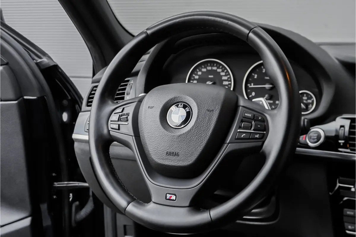 xDrive20i M-Sport Navi Trekhaak 20" Ori NL