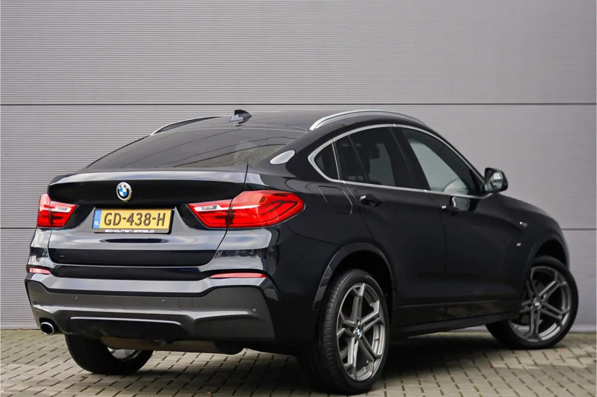 xDrive20i M-Sport Navi Trekhaak 20" Ori NL