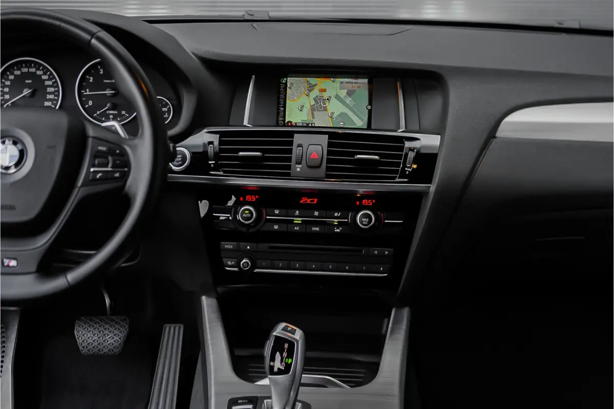 xDrive20i M-Sport Navi Trekhaak 20" Ori NL