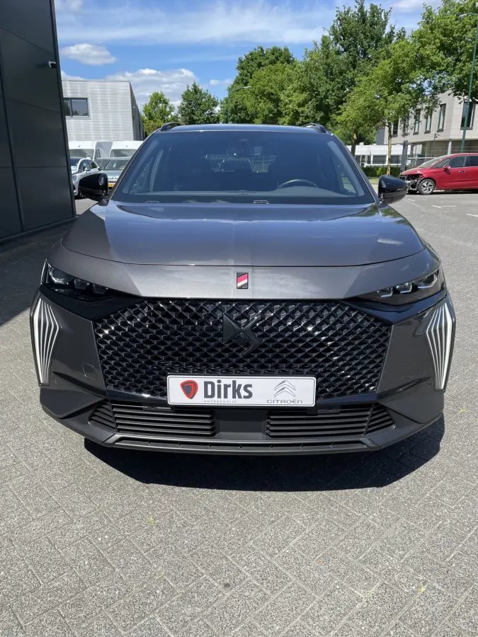 225pk E-Tense Performance Line+ (360gr Camera - Keyless Entry - Elektrische stoelen incl geheugen - Adaptieve Cruise Controle - Parkeersensoren V+A - Alcantara)