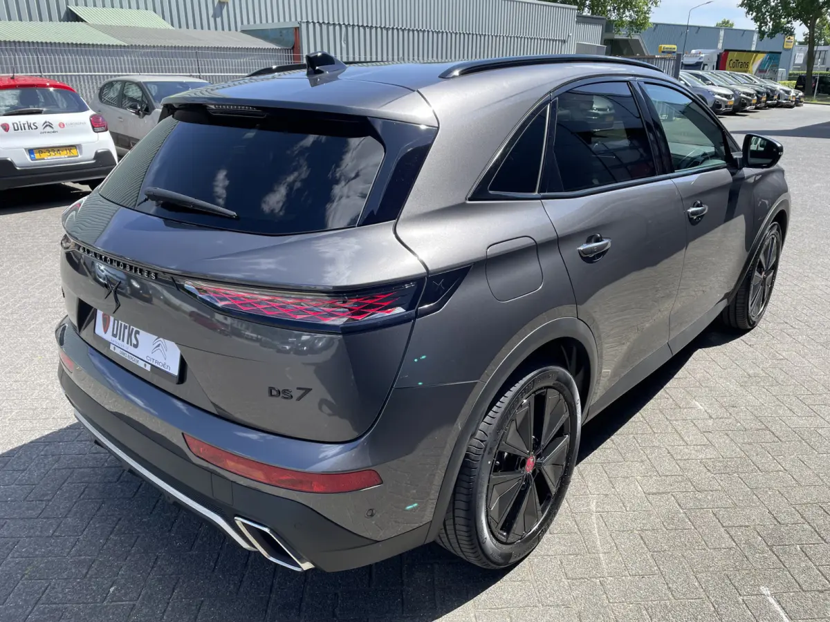 225pk E-Tense Performance Line+ (360gr Camera - Keyless Entry - Elektrische stoelen incl geheugen - Adaptieve Cruise Controle - Parkeersensoren V+A - Alcantara)