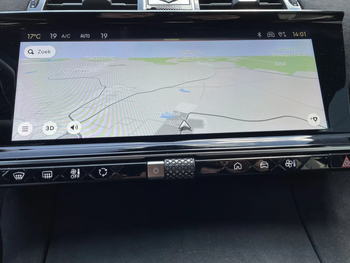 225pk E-Tense Performance Line+ (360gr Camera - Keyless Entry - Elektrische stoelen incl geheugen - Adaptieve Cruise Controle - Parkeersensoren V+A - Alcantara)