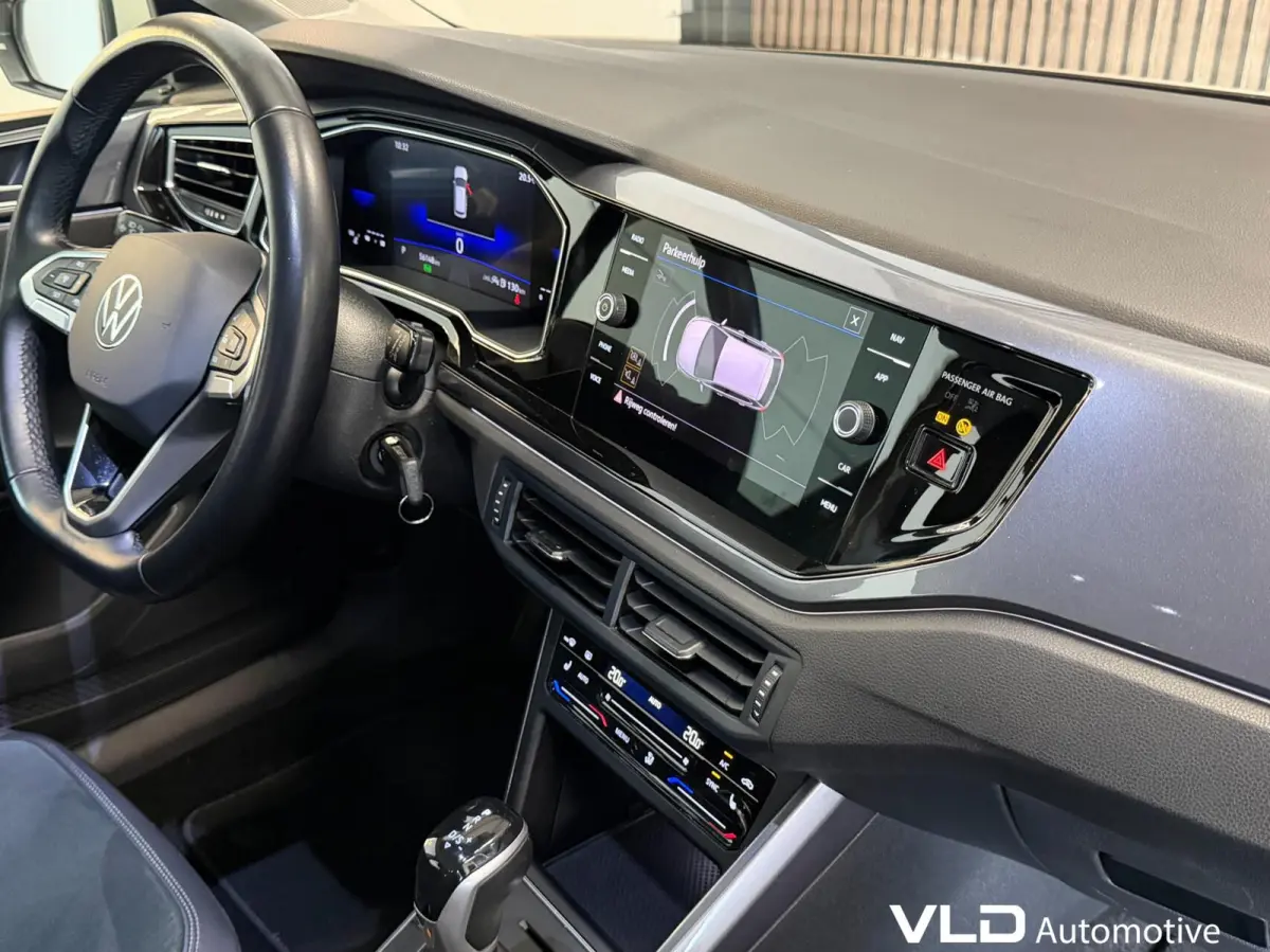 1.0 TSI IQ CAM STOELVW ACC NAVI R-LINE SFEER