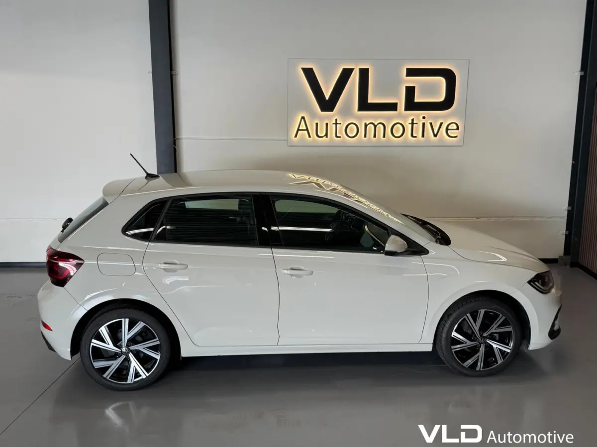 1.0 TSI IQ CAM STOELVW ACC NAVI R-LINE SFEER