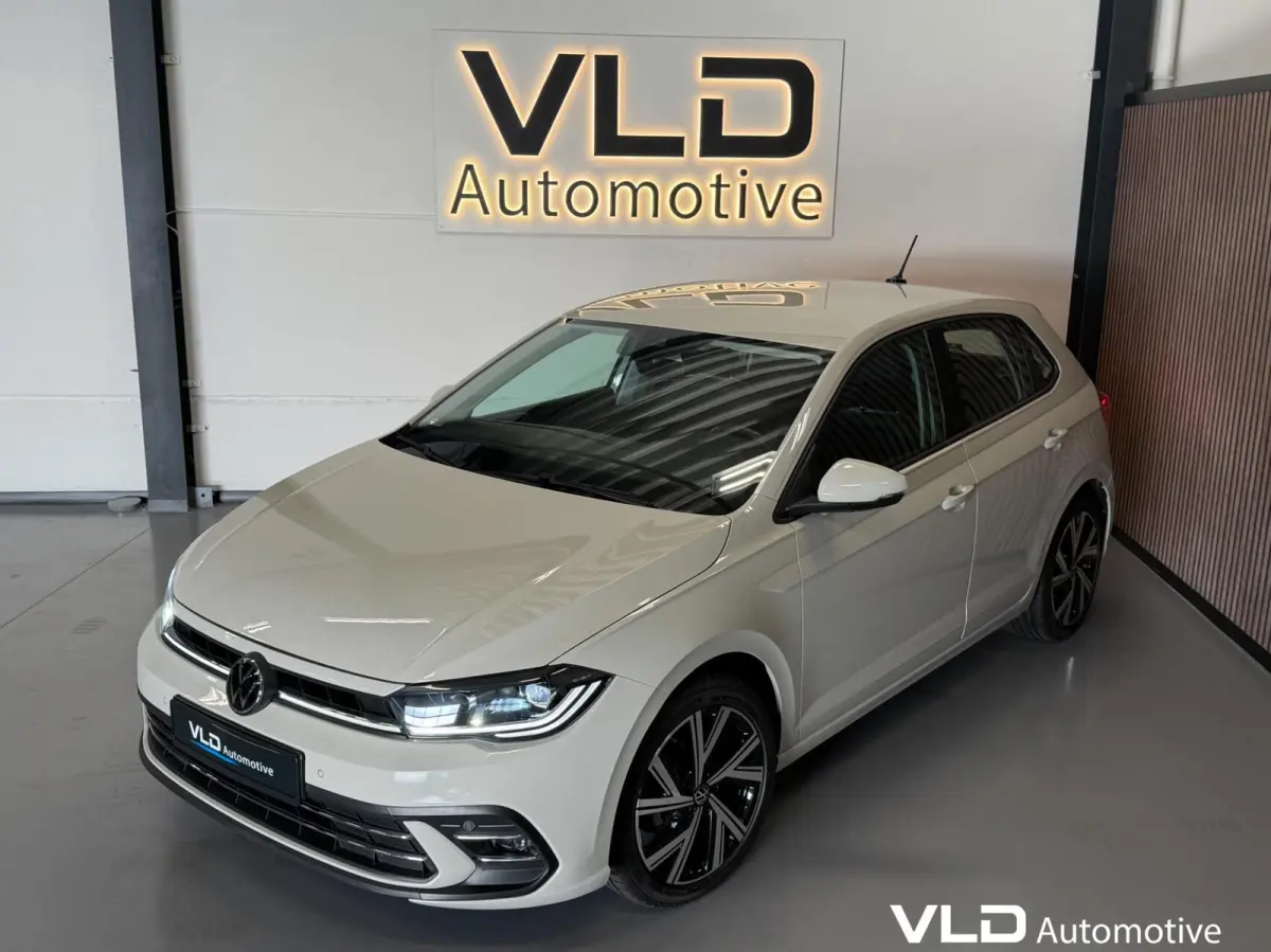 1.0 TSI IQ CAM STOELVW ACC NAVI R-LINE SFEER