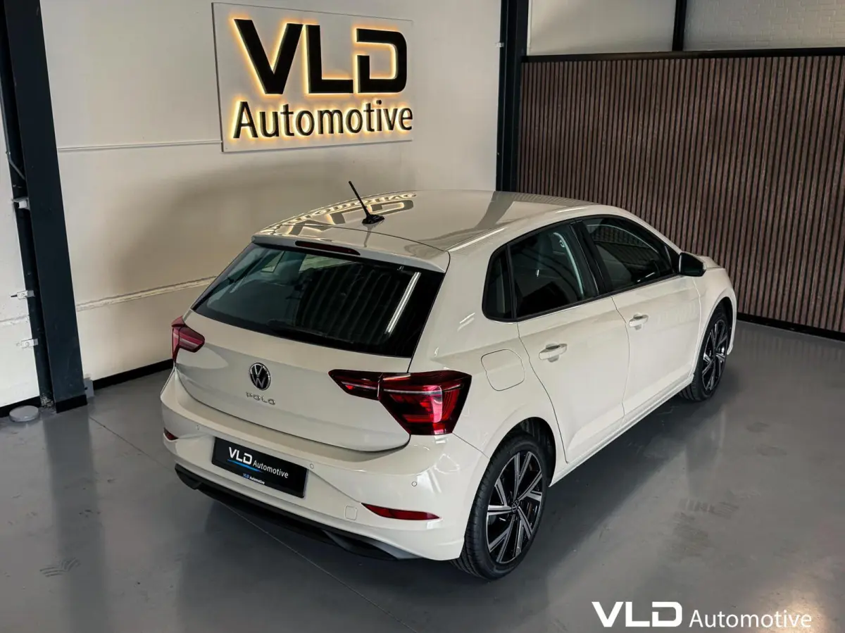 1.0 TSI IQ CAM STOELVW ACC NAVI R-LINE SFEER