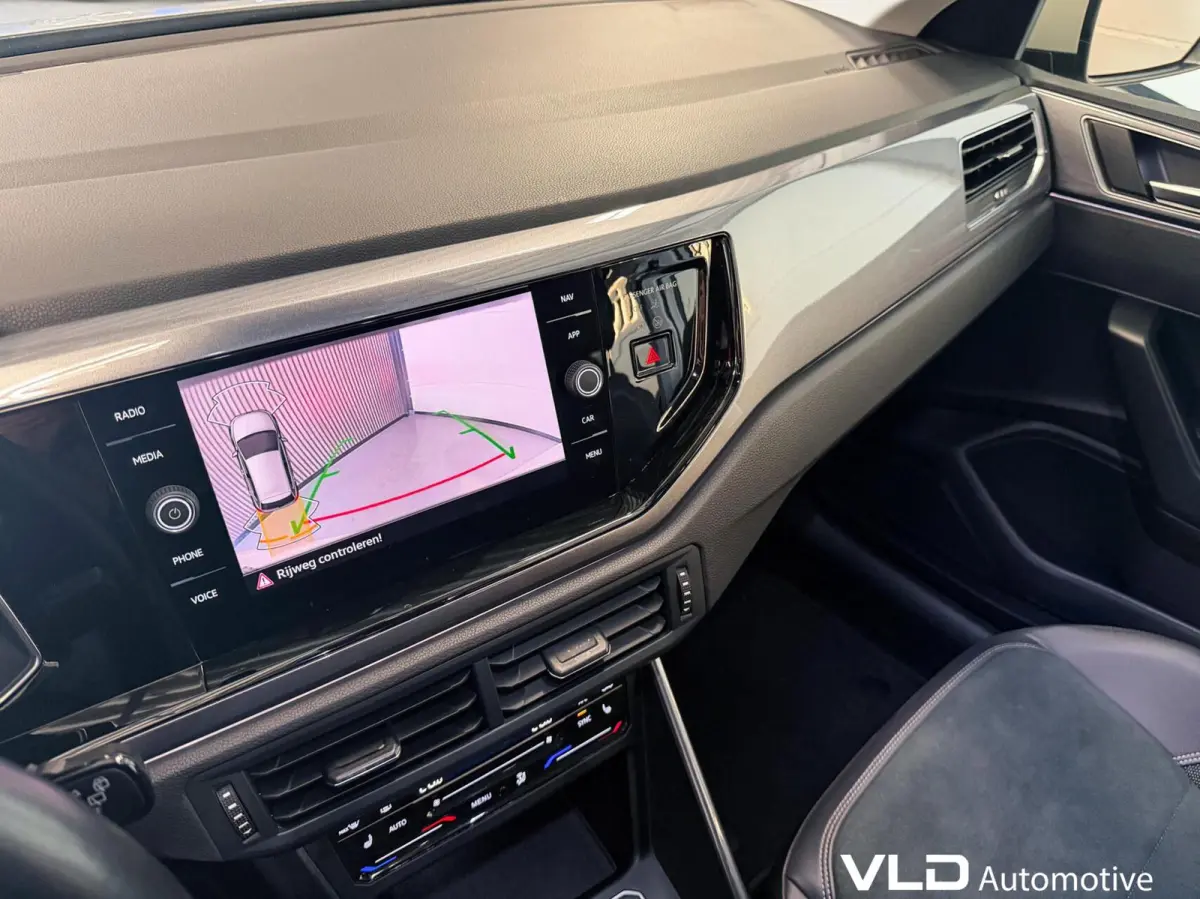1.0 TSI IQ CAM STOELVW ACC NAVI R-LINE SFEER