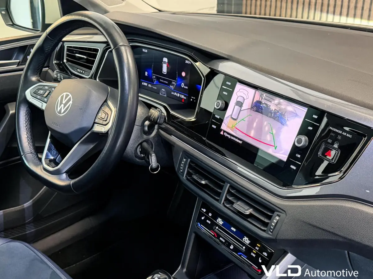 1.0 TSI IQ CAM STOELVW ACC NAVI R-LINE SFEER