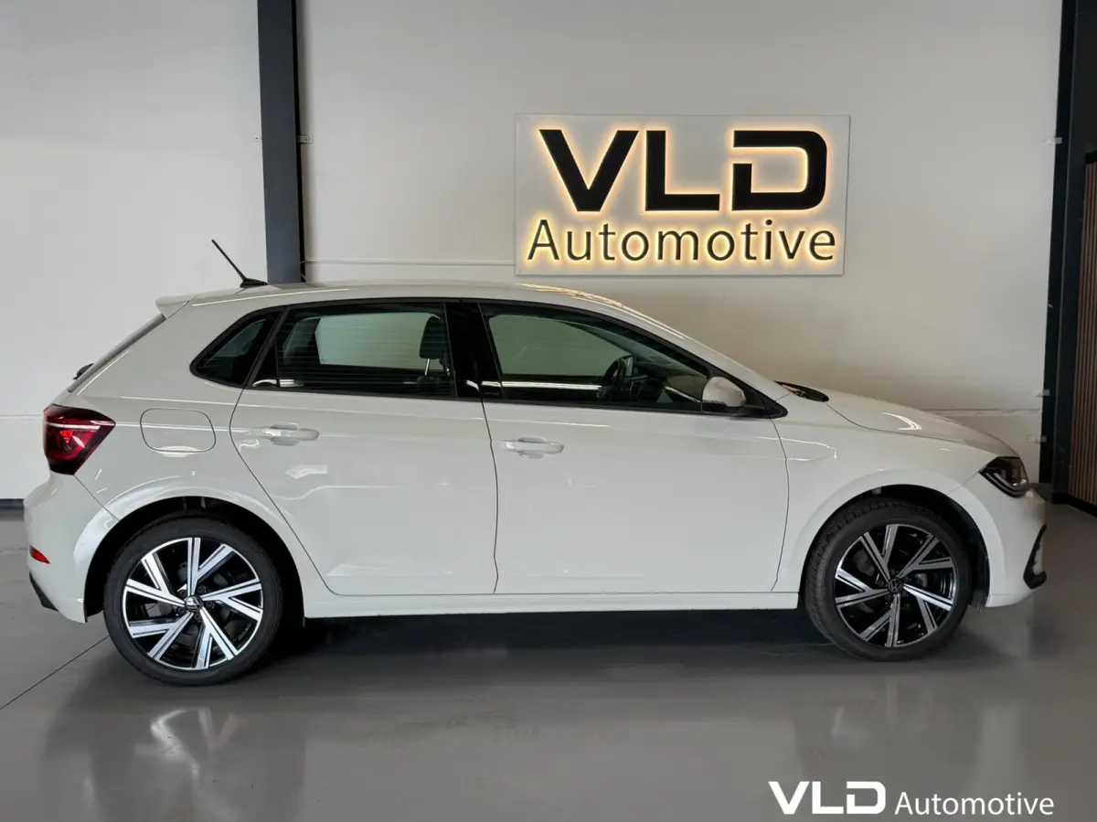 1.0 TSI IQ CAM STOELVW ACC NAVI R-LINE SFEER